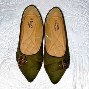 Olive Flats